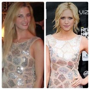 STUNNING ALICE + OLIVIA Nude Silk Mini Dress w Cluster Silver/Bronze Beading